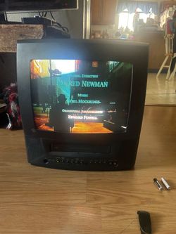 Vintage General Electric 8" CRT TV Retro Gaming TV GE 19TVR62 VCR work with remote
