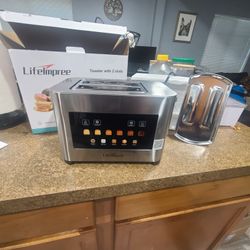 Brand New 2 Slice Toaster