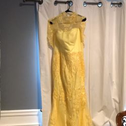 Prom/Formal/Ball Yellow Dress
