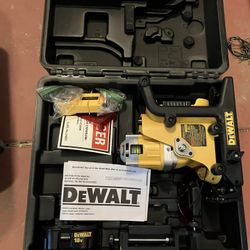 DeWalt DW073 18V Cordless Rotary Laser Level