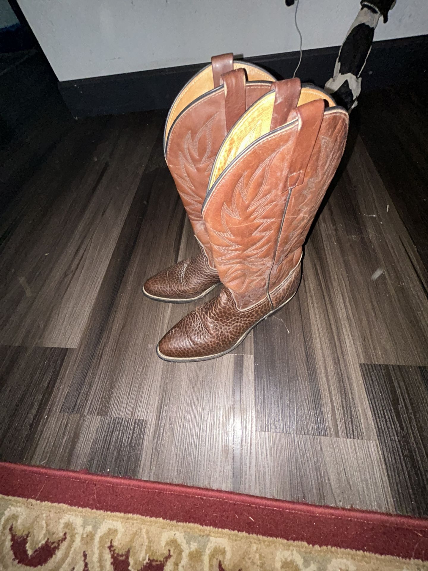 Boots (size9 1/2)