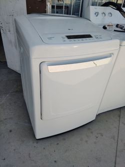 L.G. GAS DRYER WORKS GREAT