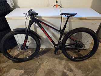Trek Roscoe 7 Mountain Bike 2019