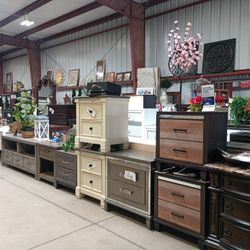 Dressers / Cajoneras 