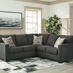Home Style New Comfy Sectional!