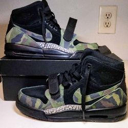 Nike Camouflage 6 Gradeschool Sneakers