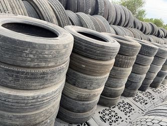 225/70R19.5 Tires