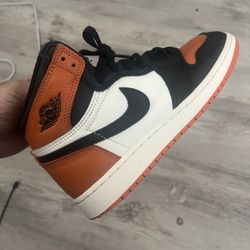 Jordan 1 Size 4.5