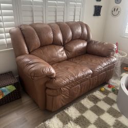Leather recliner Love Seat 