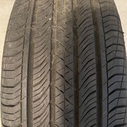 One Tire 225/55 R 18 98H Continental