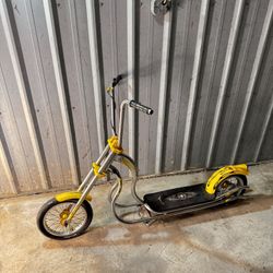 Vintage Yellow Schwinn Stingray Scooter COMPLETE Chopper Tires Decals Forks