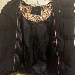 Jessica Simpson puffer jacket With Hoodie- Black