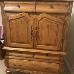 Dresser, Real Wood, 8 Drawers 