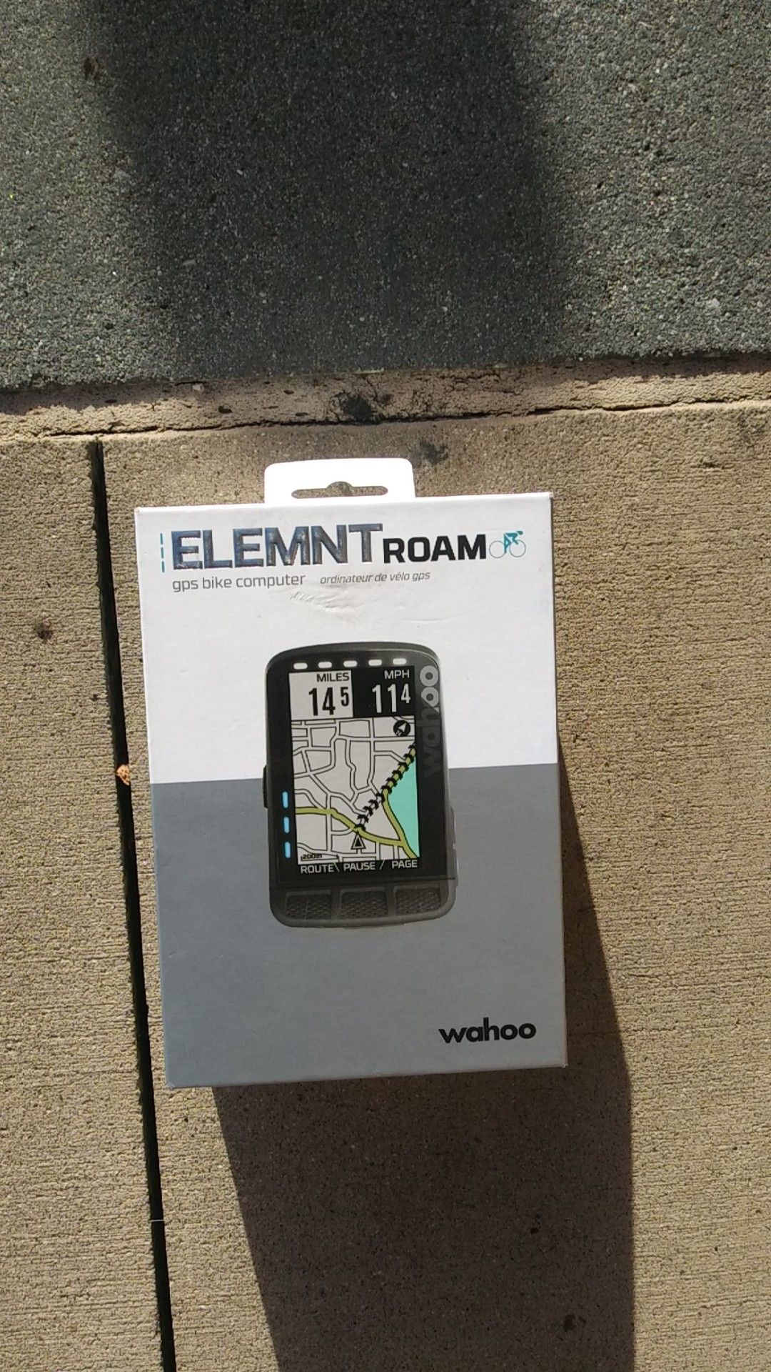 Element Roam gps bike computer