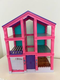 Pink Doll Playhouse 10.00