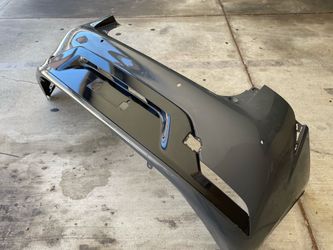 2024 Toyota Prius rear bumper used Oem