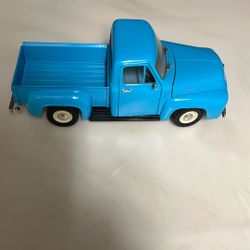 ROAD SIGNATURE  53 FORD  PICK UP SCALE 1/18 