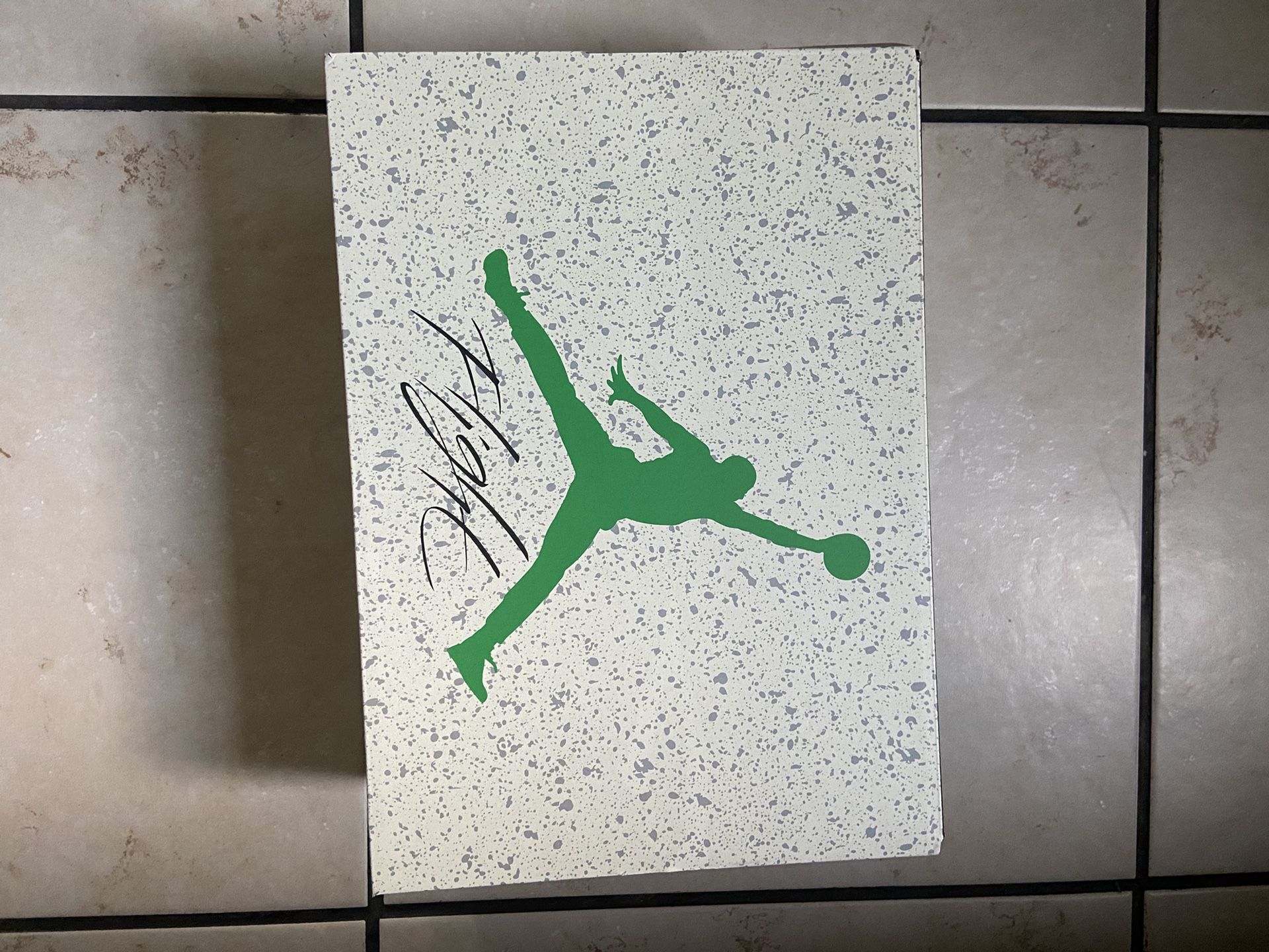 Jordan 4 RM