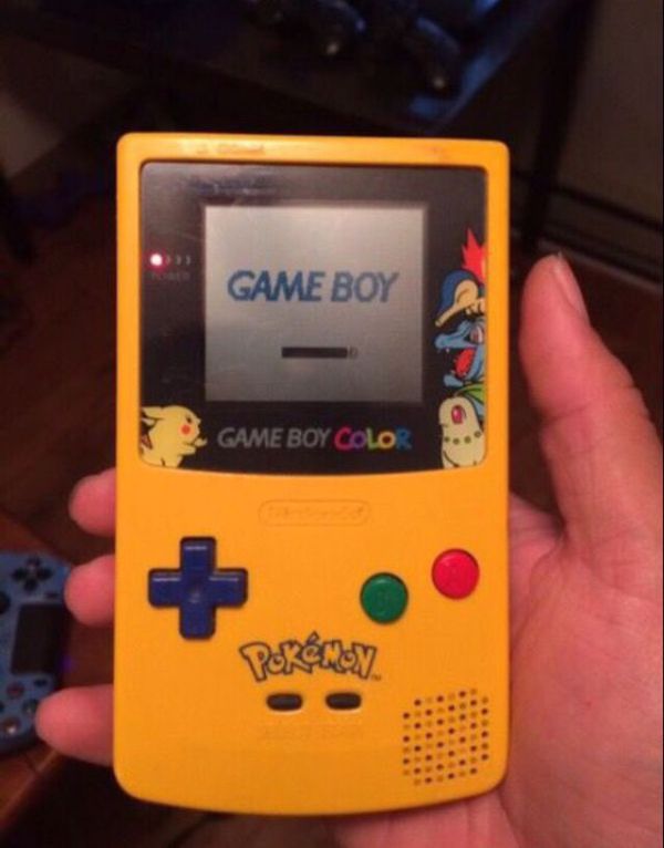 Gameboy Color Special Pikachu Edition Johto Facelift For
