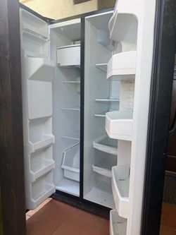 Hotpoint refrigerator works, 50 bucks