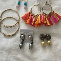 Lots Of Earrings 