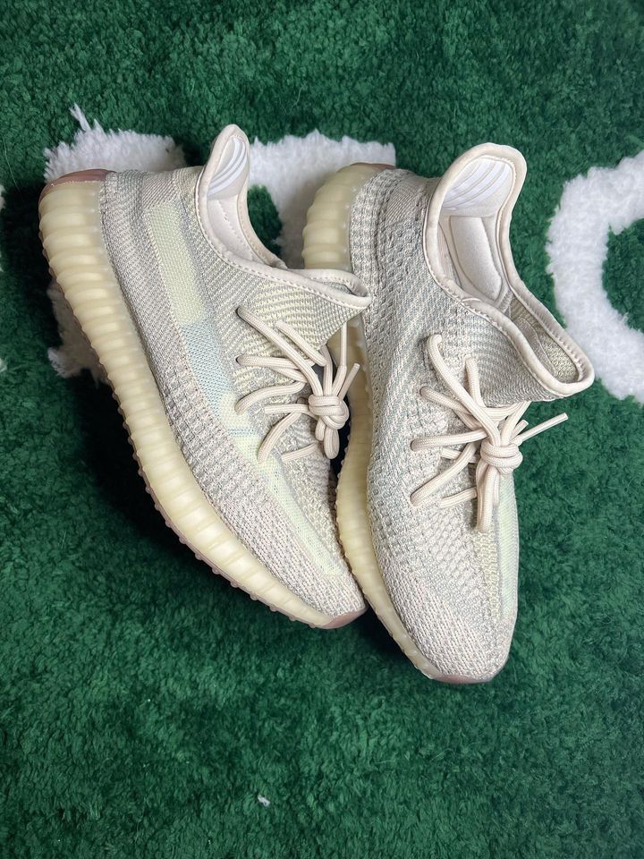 Yeezy 350 Citrin