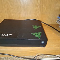 Xbox One X Woth Accessories 