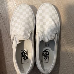 White Checkered Vans Women’s 8
