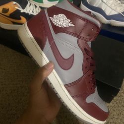 Jordan’s 1’s Size 9y