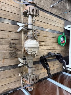 Ford Dana M300 axle