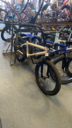 Sunday Blueprint  20.5 BMX Bike Cream Color