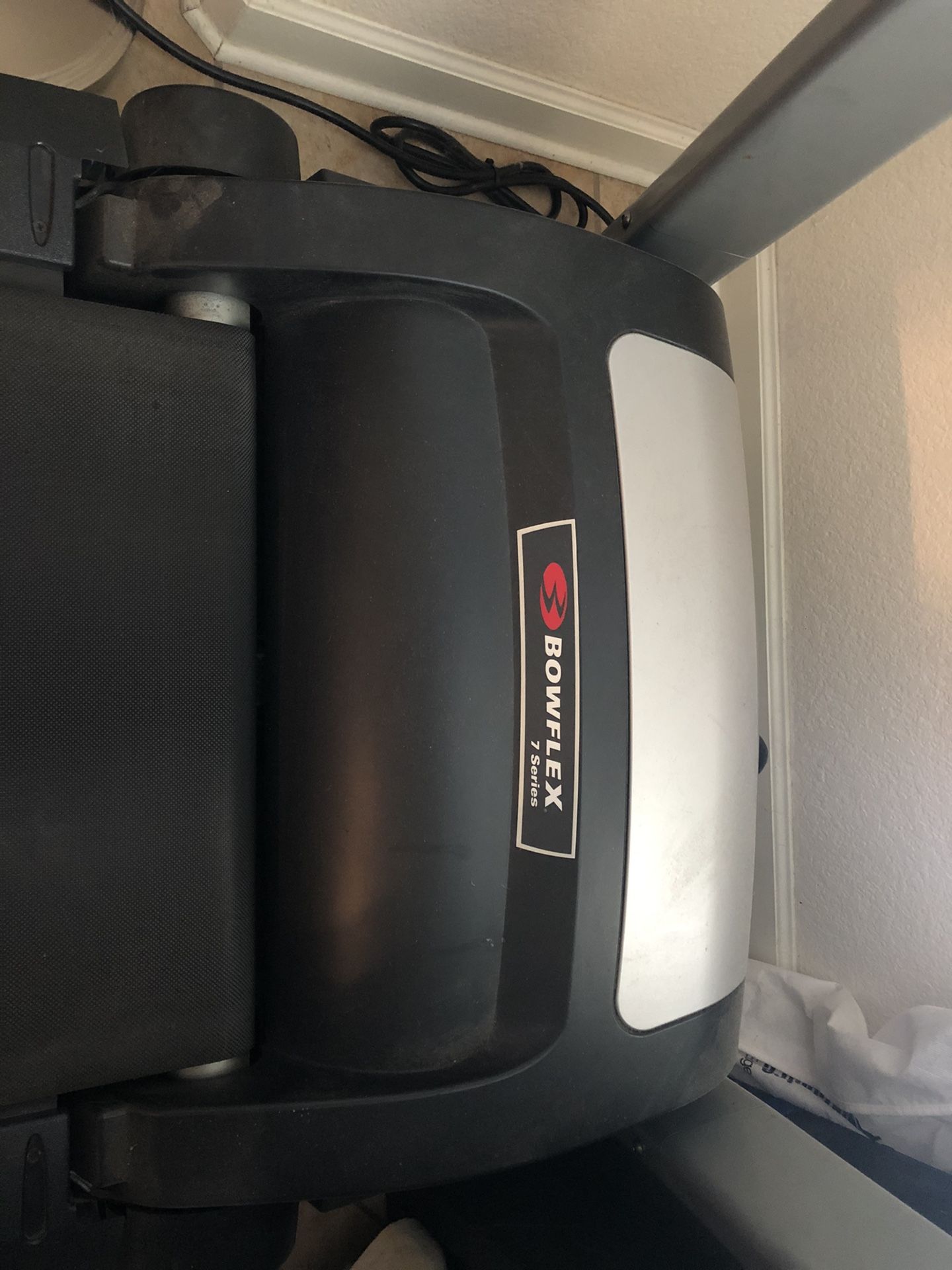 Bowflex Series 7 Pro Treadmill for Sale in Chula Vista, CA OfferUp