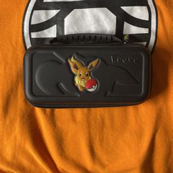 Migratie Zich verzetten tegen groentje Nintendo Switch Case - Pokemon - Eevee for Sale in Tampa, FL - OfferUp