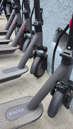Electric scooter suspension
