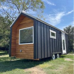 Tiny Home On Wheels