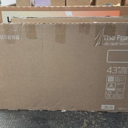 43” Samsung smart 4k the frame tv 