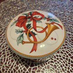 Mikasa Jubilation covered candy or trinket box. 