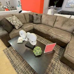 Abalone3-Piece Sectional with Chaise
Ashley Furniture$10 Down Payment Financing and Delivery available