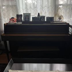 Struck Piano