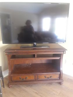 TV CABINET