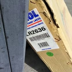 BMW .Radiator New Lr2636. 01 05.325i 0106 325ci 0307 Z4 