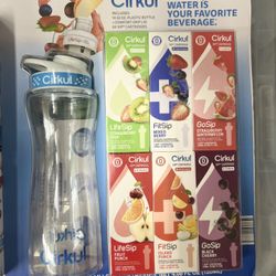 Cirkul 22-oz. Plastic Water Bottle Starter Kit With Blue Lid + 6 Flavor Cartridges