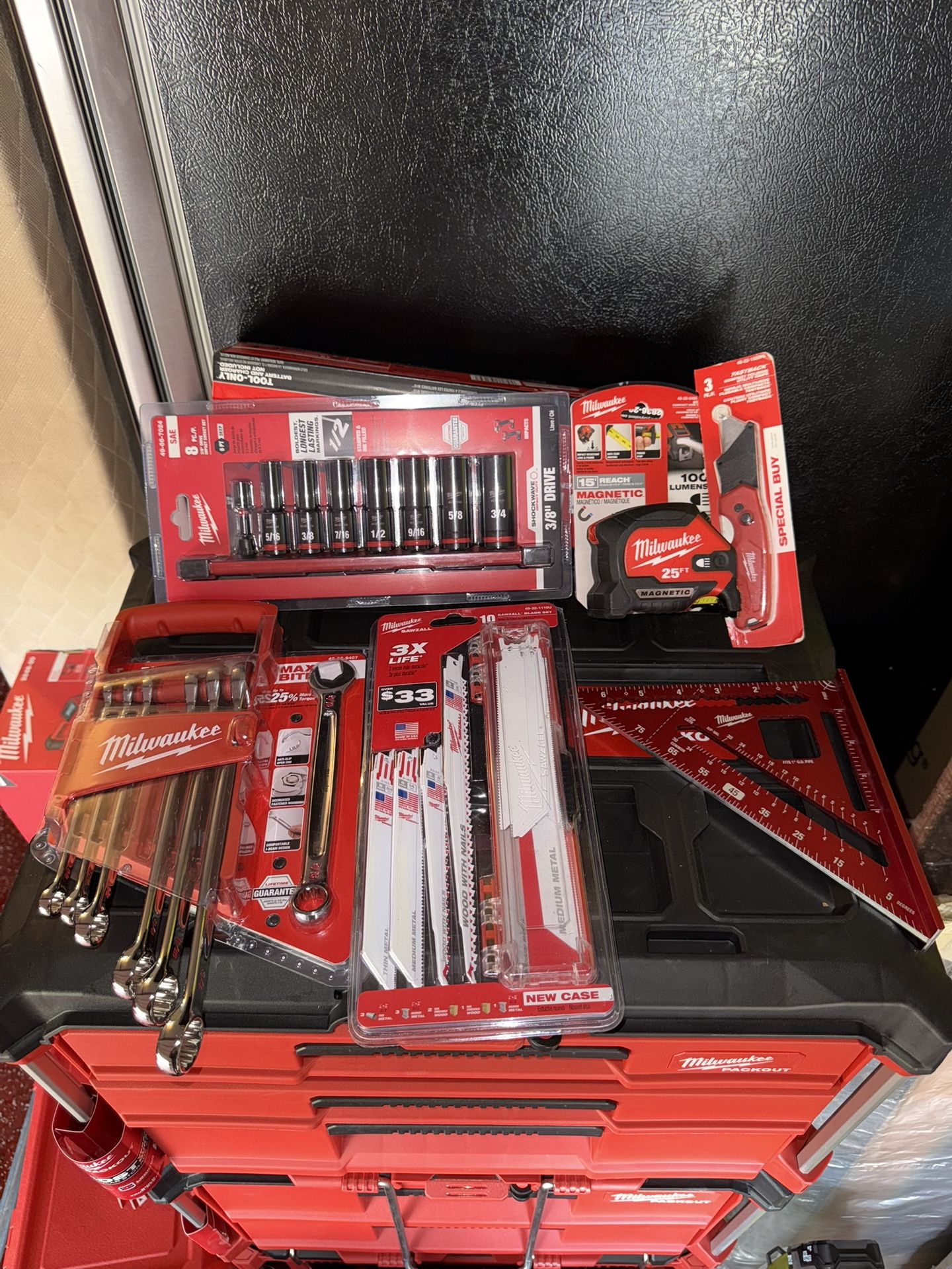 Milwaukee Tools (Read The Description)