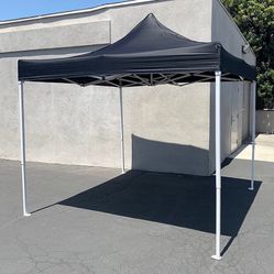 (New in box) $99 Outdoor 10x10 FT EZ PopUp Party Tent Patio Canopy Shelter w/ Carry Bag (Black/Red)