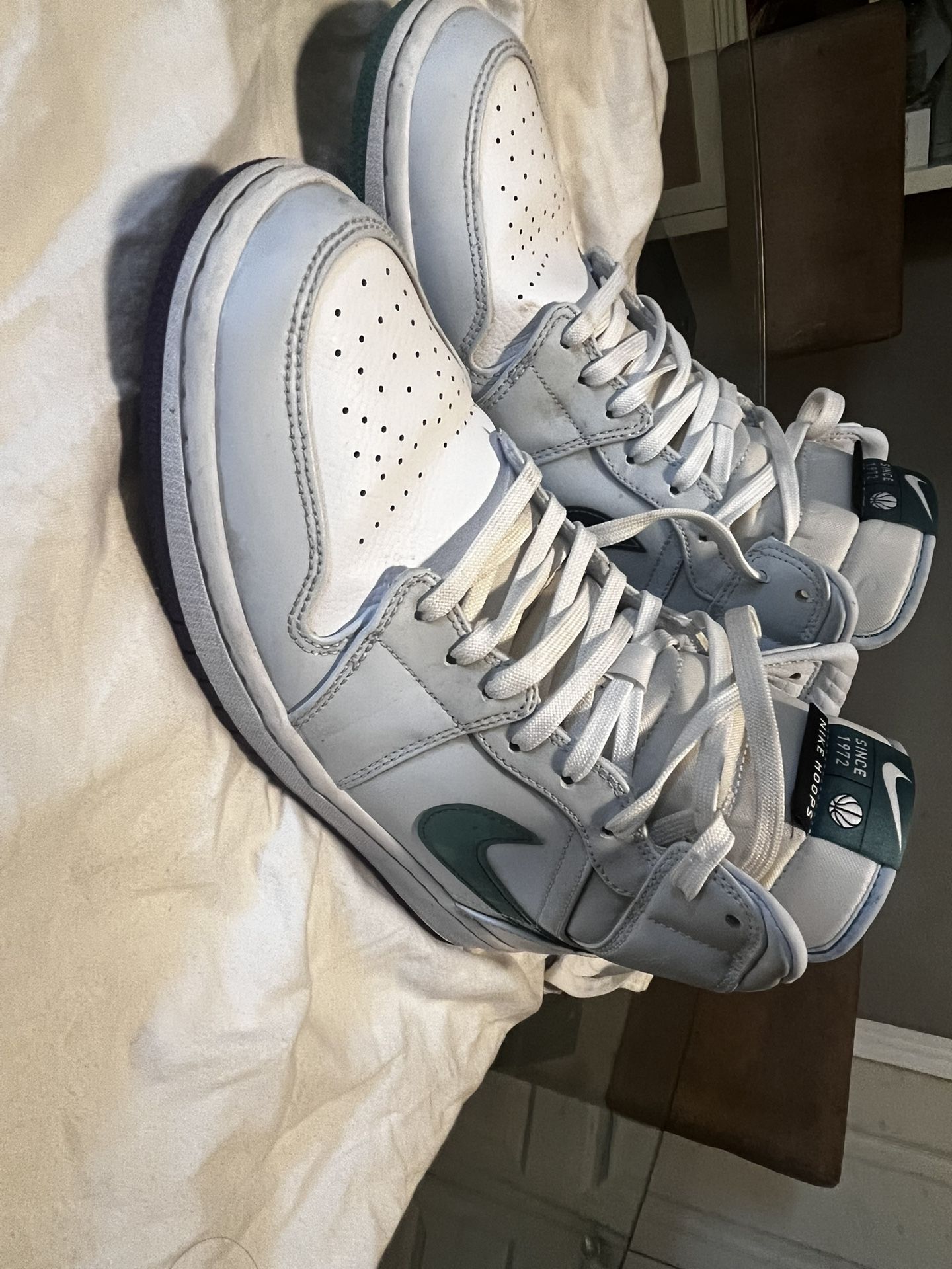  Nike Air Jordan 1 Mid SE Luka Doncic Pregame Pack Mindfulness sneaker