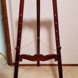 Wooden adjustable display easel 