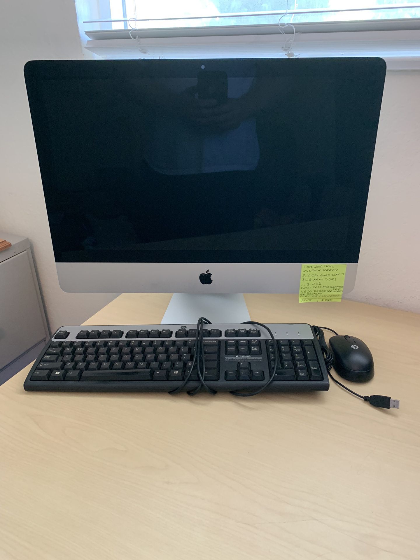 2015 iMac Quad Core i5, 8GB Ram, 4K Retina Display and 1.5GB Graphics 