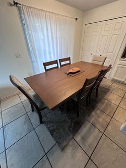 Dinner Table & 6 chairs