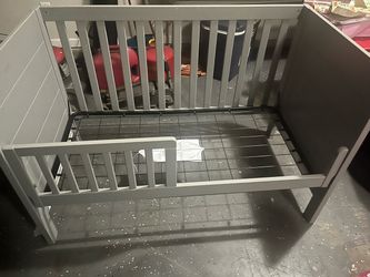 Baby/toddler Crib