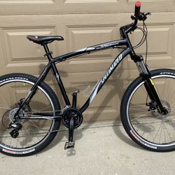 Specialized Hard rock Mountain Bike 